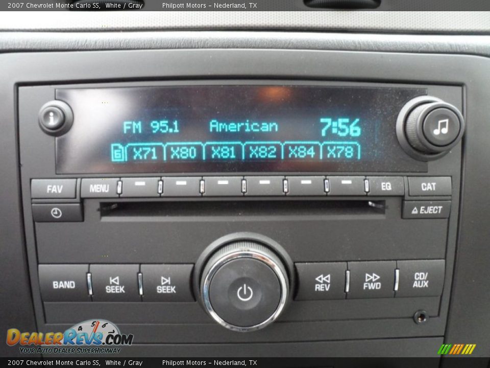 2007 Chevrolet Monte Carlo SS White / Gray Photo #29