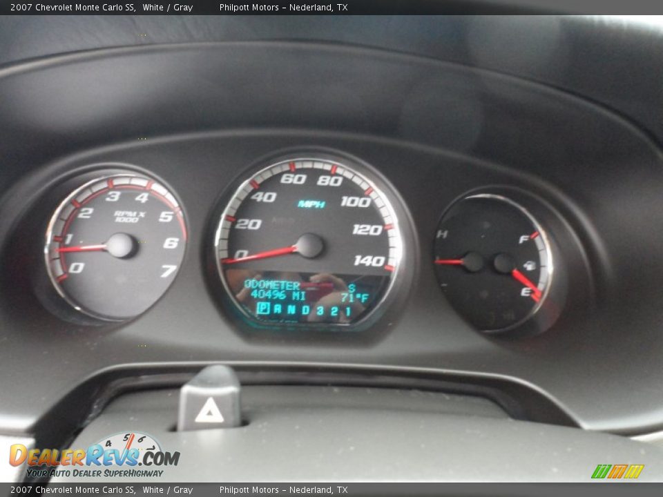 2007 Chevrolet Monte Carlo SS White / Gray Photo #34