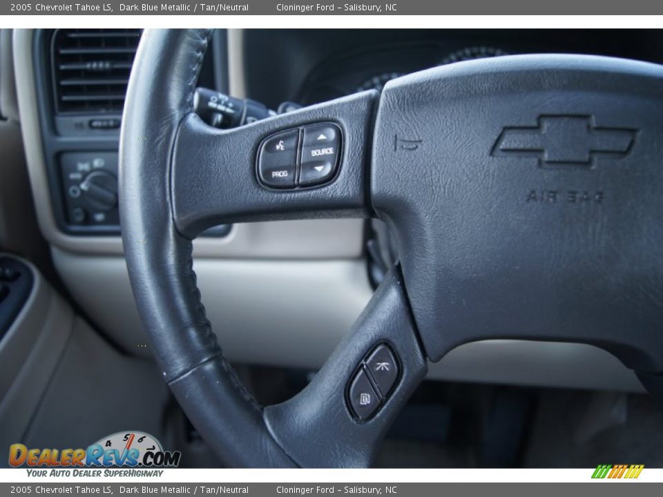 2005 Chevrolet Tahoe LS Dark Blue Metallic / Tan/Neutral Photo #26