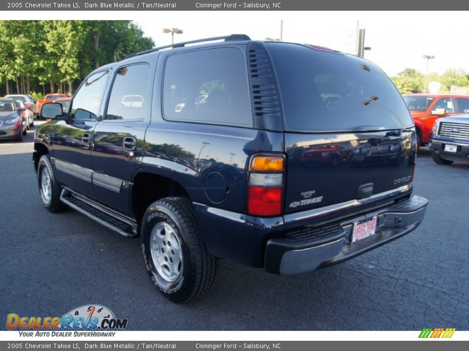 2005 Chevrolet Tahoe LS Dark Blue Metallic / Tan/Neutral Photo #36