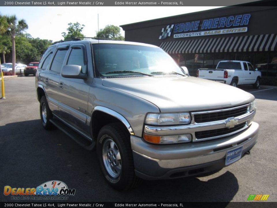 2000 Chevrolet Tahoe LS 4x4 Light Pewter Metallic / Gray Photo #1