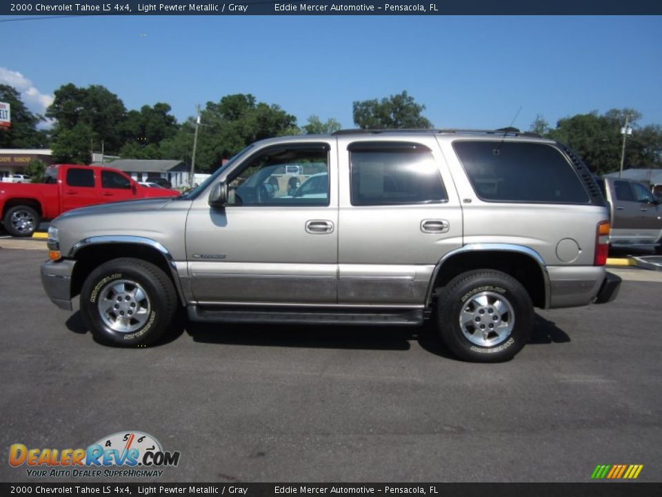2000 Chevrolet Tahoe LS 4x4 Light Pewter Metallic / Gray Photo #11