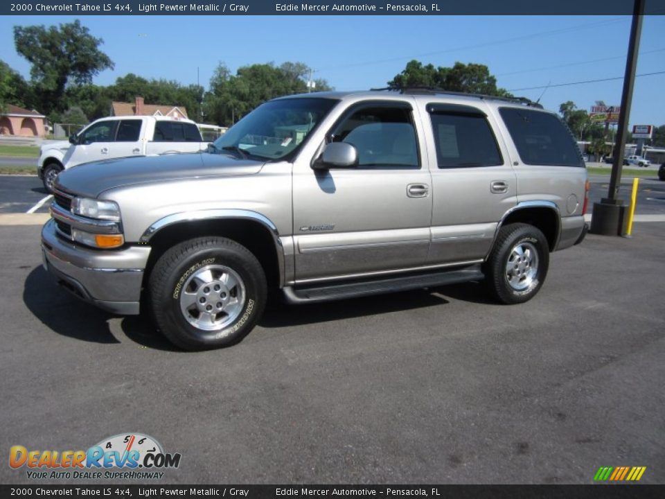 2000 Chevrolet Tahoe LS 4x4 Light Pewter Metallic / Gray Photo #12
