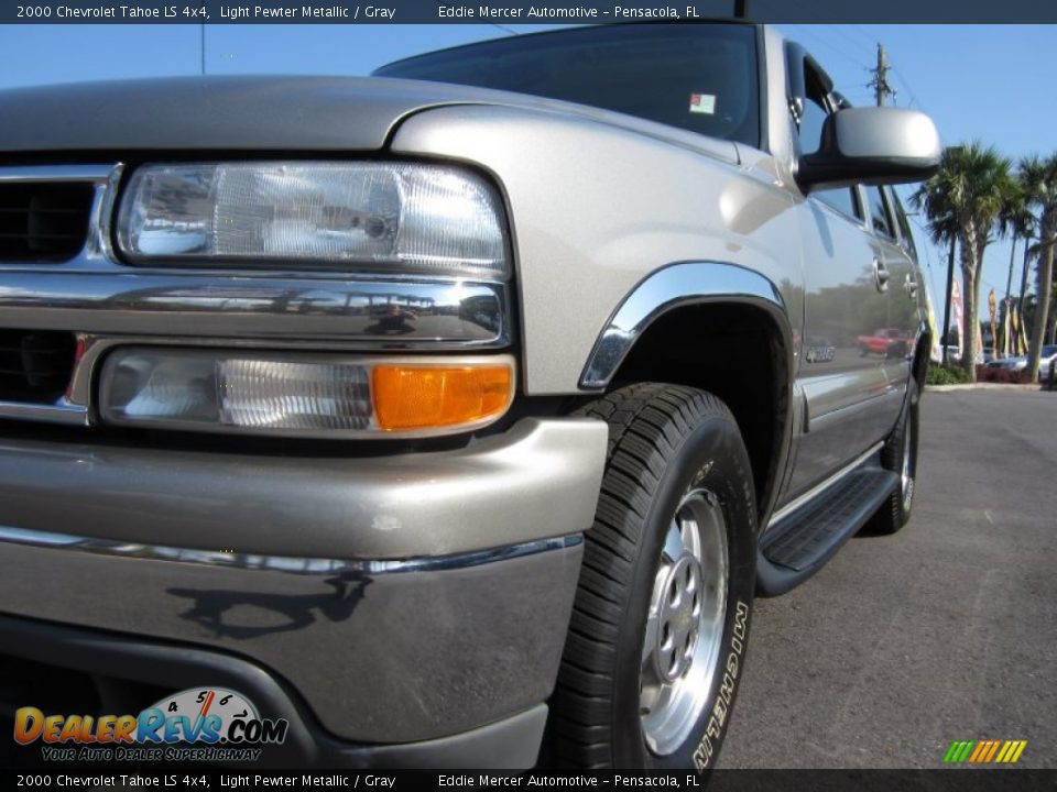 2000 Chevrolet Tahoe LS 4x4 Light Pewter Metallic / Gray Photo #15