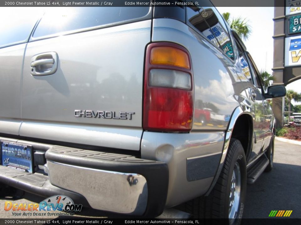 2000 Chevrolet Tahoe LS 4x4 Light Pewter Metallic / Gray Photo #16