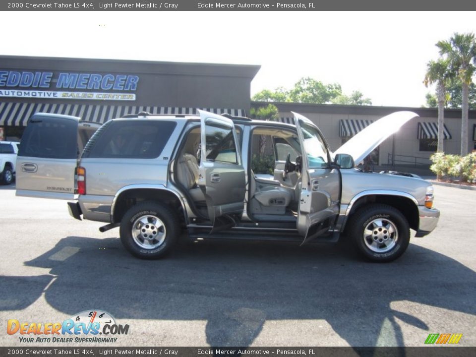2000 Chevrolet Tahoe LS 4x4 Light Pewter Metallic / Gray Photo #20