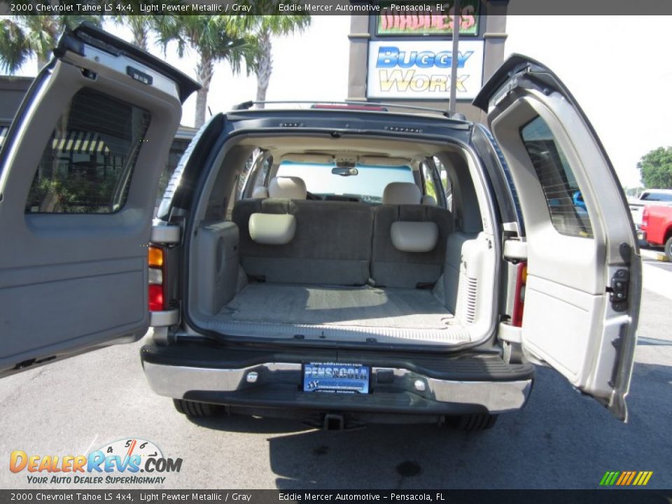 2000 Chevrolet Tahoe LS 4x4 Light Pewter Metallic / Gray Photo #22