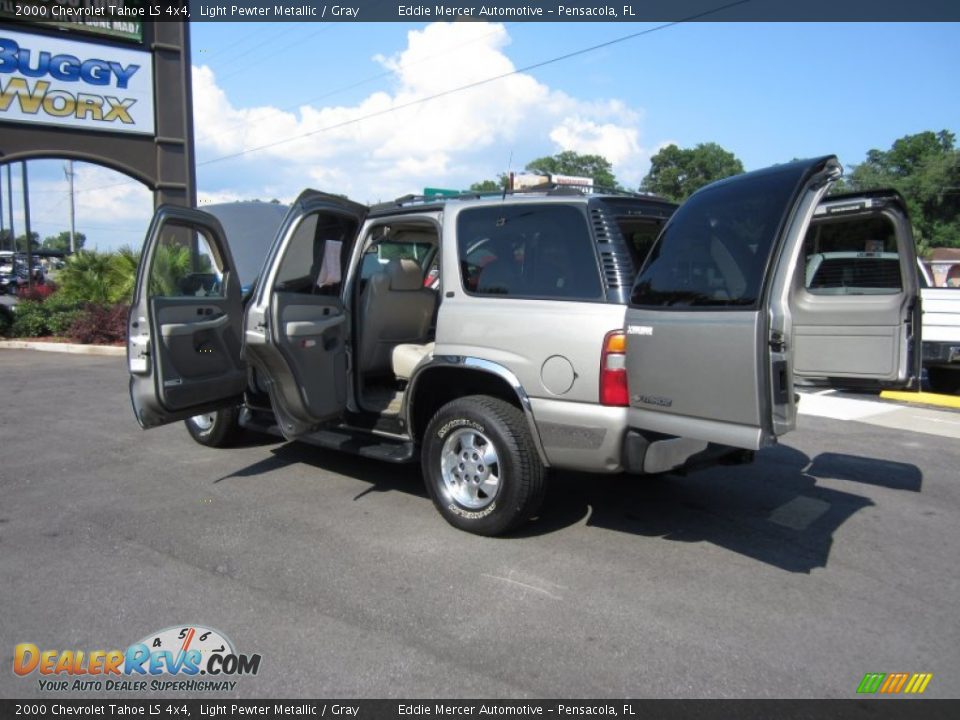 2000 Chevrolet Tahoe LS 4x4 Light Pewter Metallic / Gray Photo #23