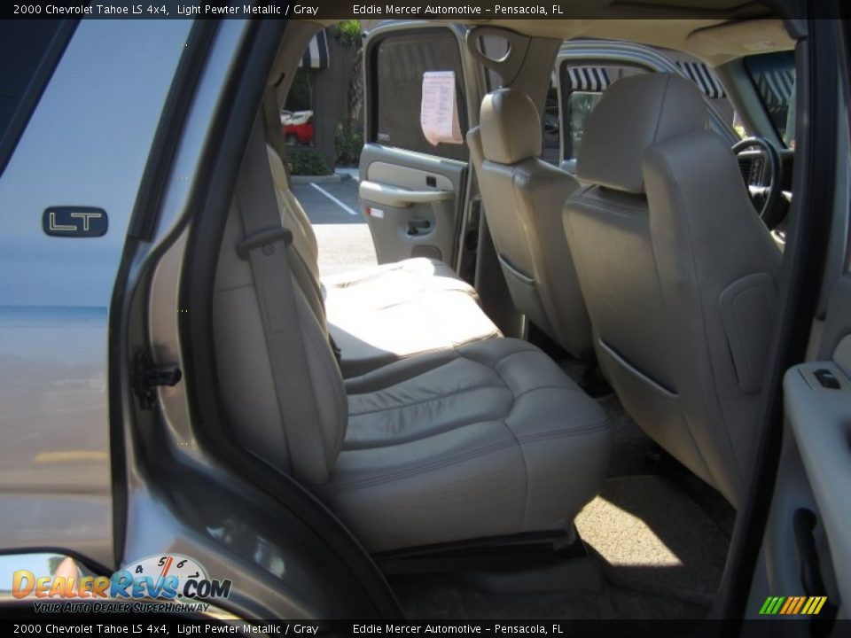 2000 Chevrolet Tahoe LS 4x4 Light Pewter Metallic / Gray Photo #29