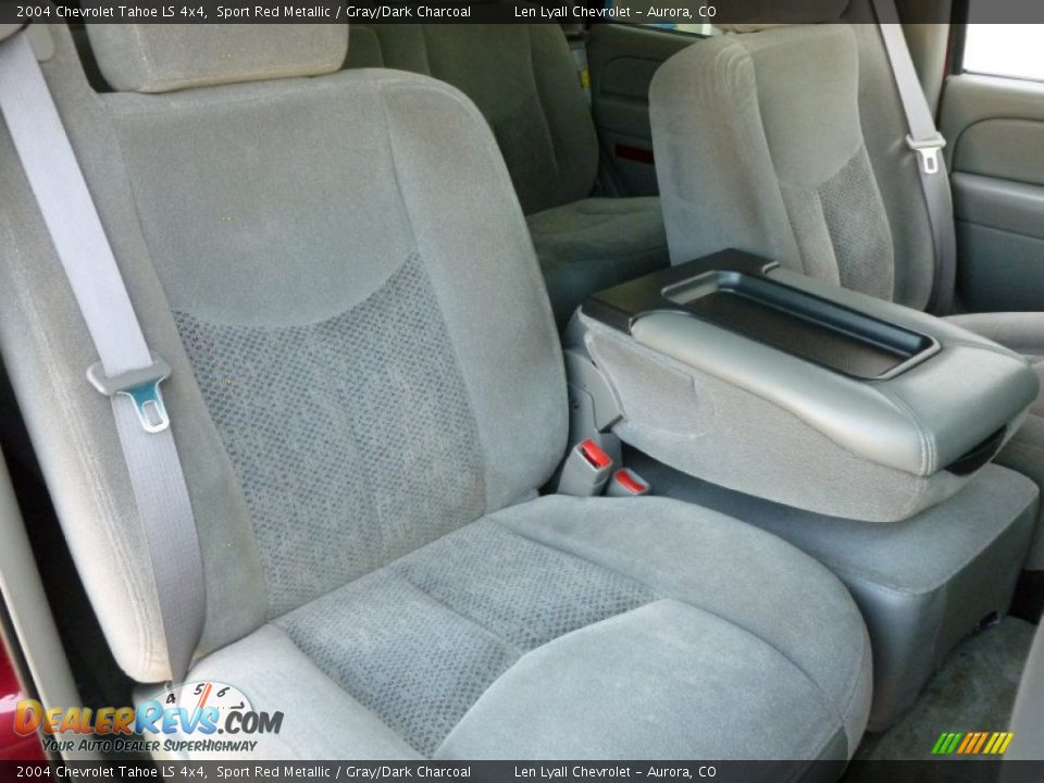 2004 Chevrolet Tahoe LS 4x4 Sport Red Metallic / Gray/Dark Charcoal Photo #13