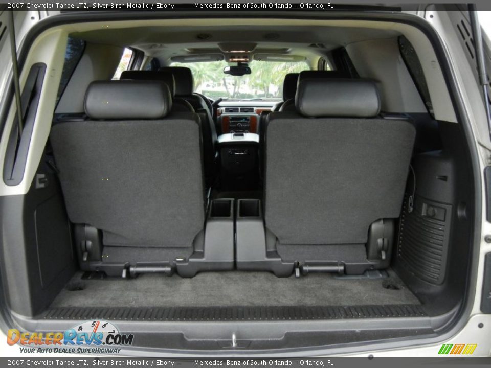 2007 Chevrolet Tahoe LTZ Trunk Photo #28