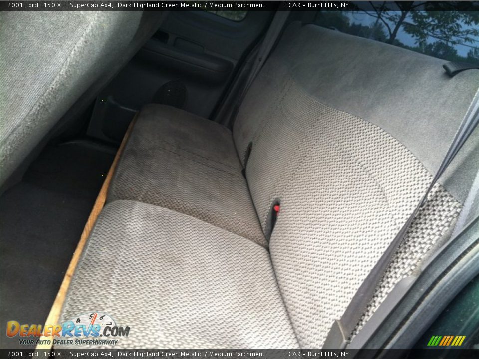 2001 Ford F150 XLT SuperCab 4x4 Dark Highland Green Metallic / Medium Parchment Photo #10