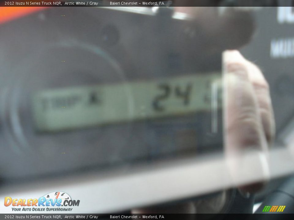 2012 Isuzu N Series Truck NQR Arctic White / Gray Photo #19