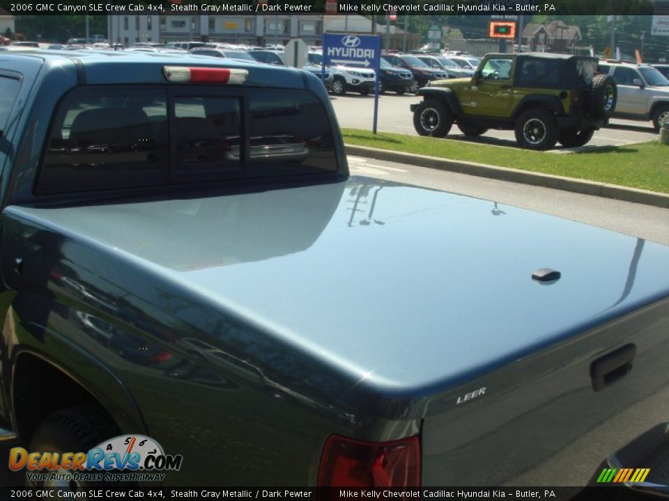 2006 GMC Canyon SLE Crew Cab 4x4 Stealth Gray Metallic / Dark Pewter Photo #7