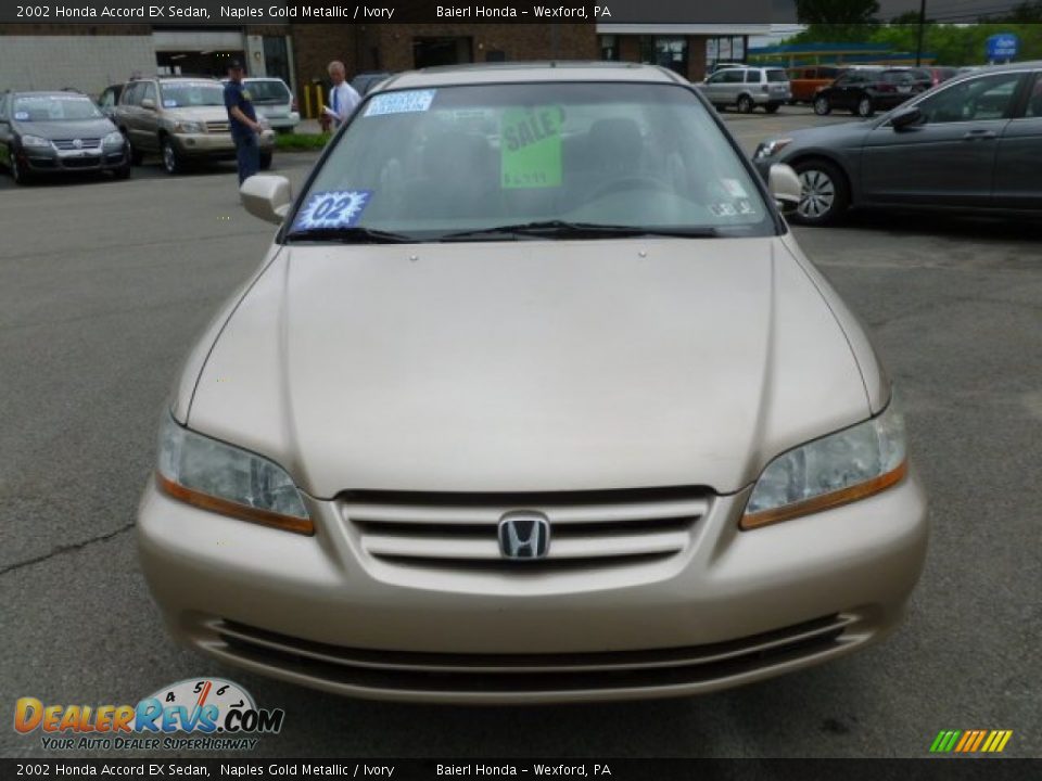 2002 Honda Accord EX Sedan Naples Gold Metallic / Ivory Photo #2