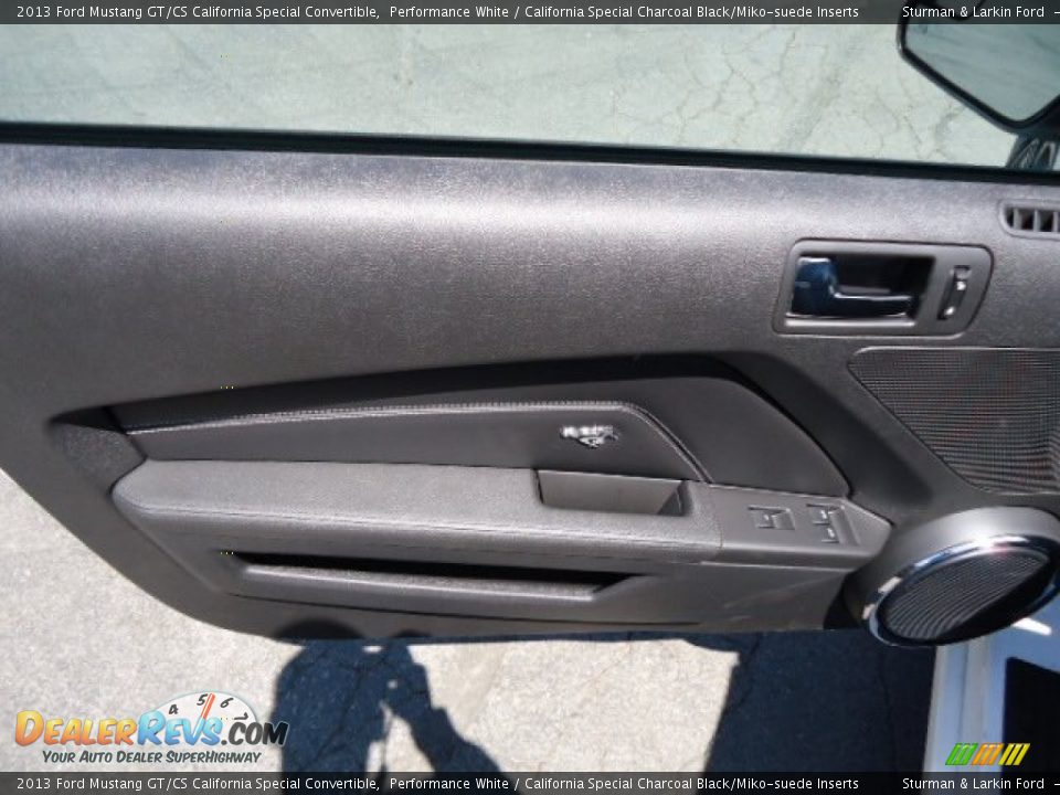 Door Panel of 2013 Ford Mustang GT/CS California Special Convertible Photo #11