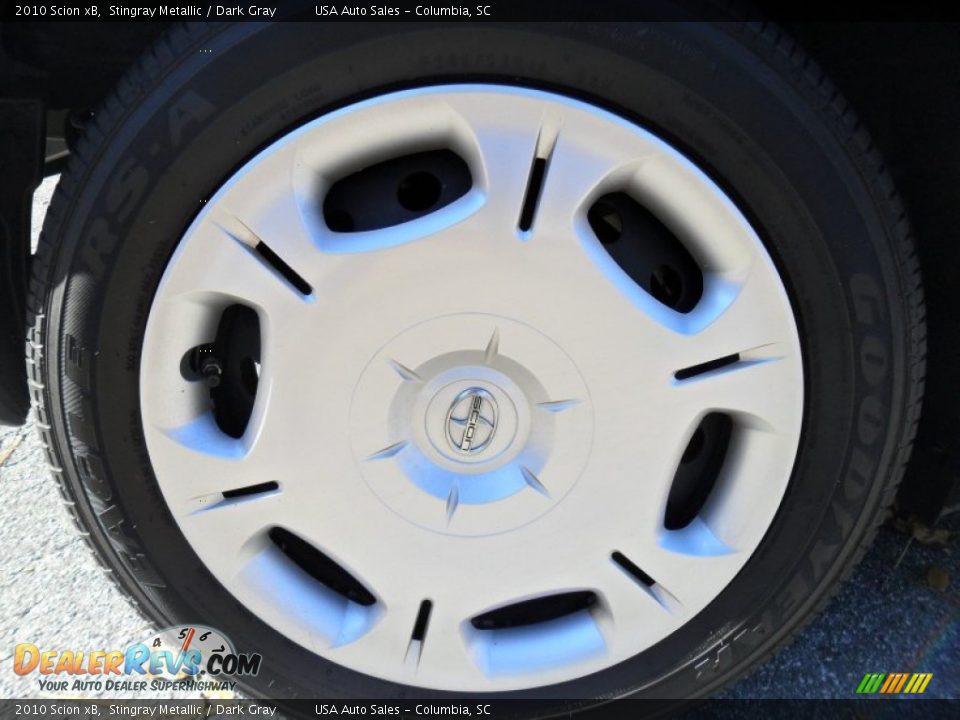 2010 Scion xB Stingray Metallic / Dark Gray Photo #17