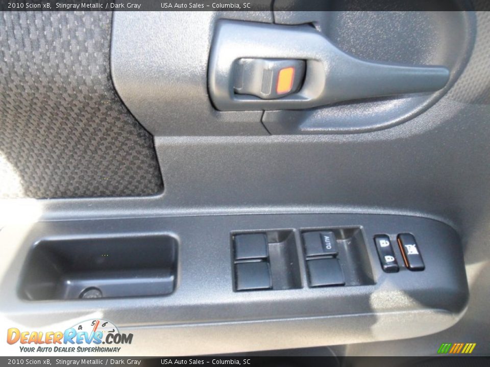 2010 Scion xB Stingray Metallic / Dark Gray Photo #19