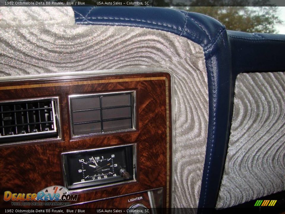 1982 Oldsmobile Delta 88 Royale Blue / Blue Photo #12