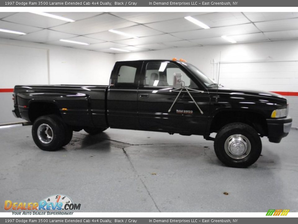 1997 Dodge Ram 3500 Laramie Extended Cab 4x4 Dually Black / Gray Photo #23