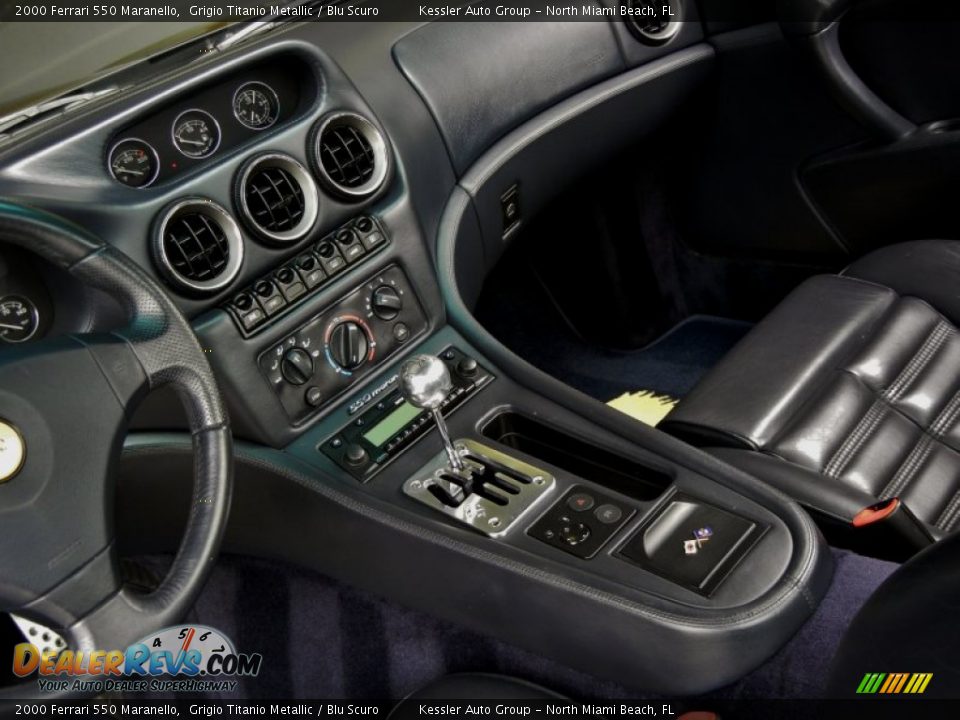 Controls of 2000 Ferrari 550 Maranello Photo #27