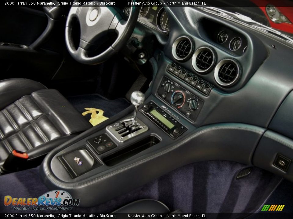Controls of 2000 Ferrari 550 Maranello Photo #29
