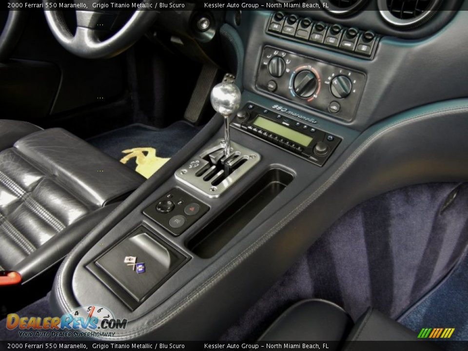 Controls of 2000 Ferrari 550 Maranello Photo #30