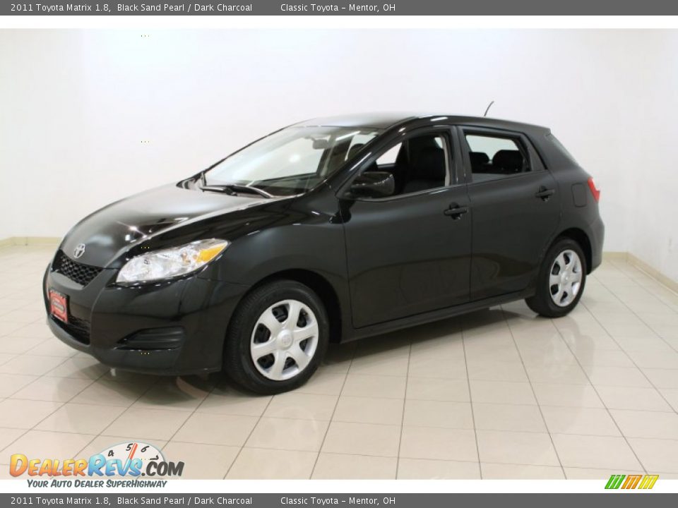 2011 Toyota Matrix 1.8 Black Sand Pearl / Dark Charcoal Photo #3