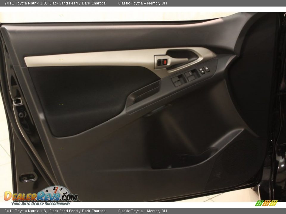 2011 Toyota Matrix 1.8 Black Sand Pearl / Dark Charcoal Photo #5