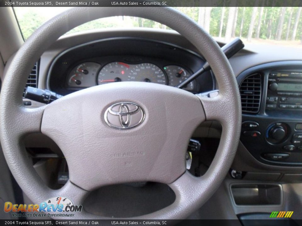 2004 Toyota Sequoia SR5 Desert Sand Mica / Oak Photo #17