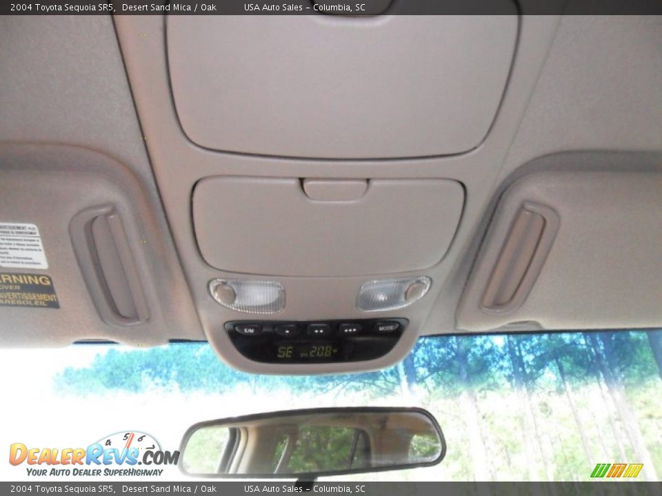 2004 Toyota Sequoia SR5 Desert Sand Mica / Oak Photo #21