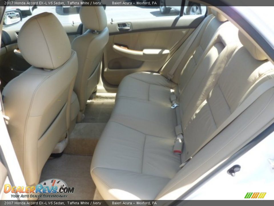 2007 Honda Accord EX-L V6 Sedan Taffeta White / Ivory Photo #13