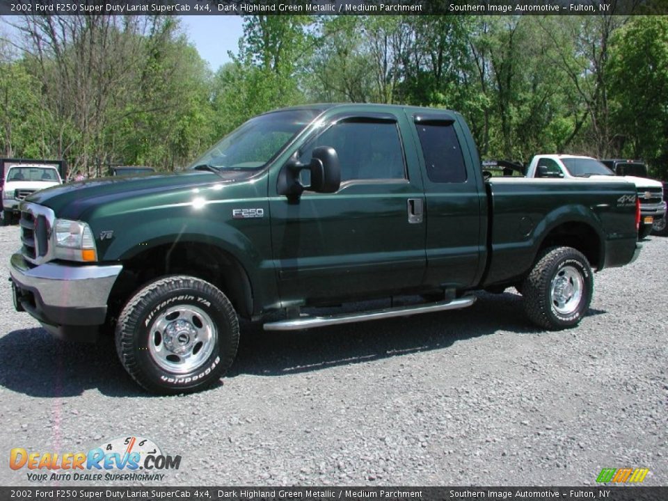 2002 Ford F250 Super Duty Lariat SuperCab 4x4 Dark Highland Green Metallic / Medium Parchment Photo #2