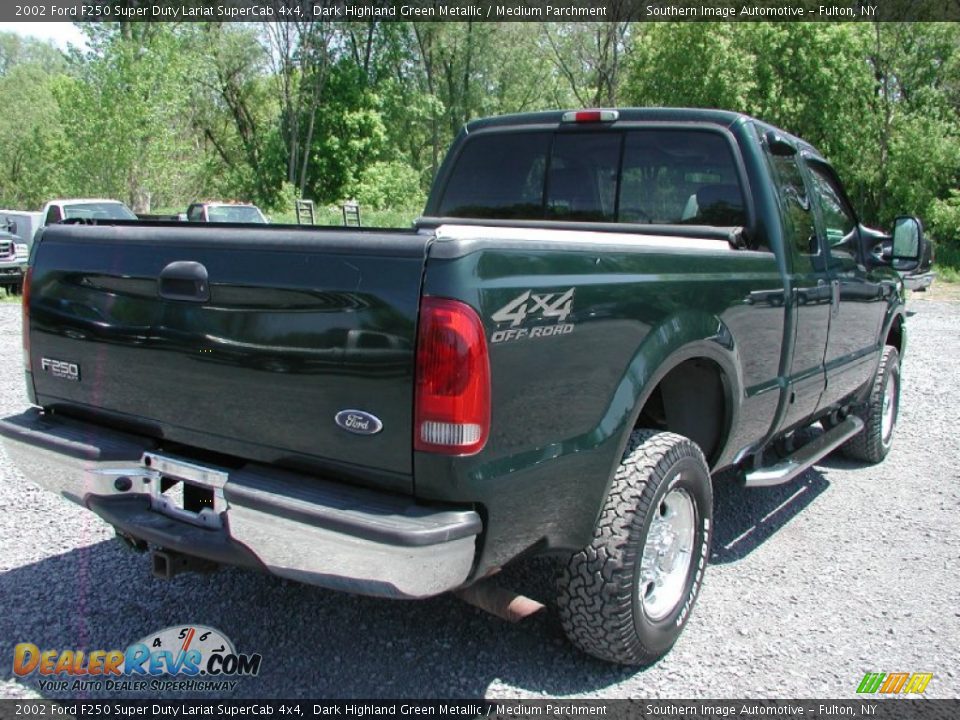 2002 Ford F250 Super Duty Lariat SuperCab 4x4 Dark Highland Green Metallic / Medium Parchment Photo #10