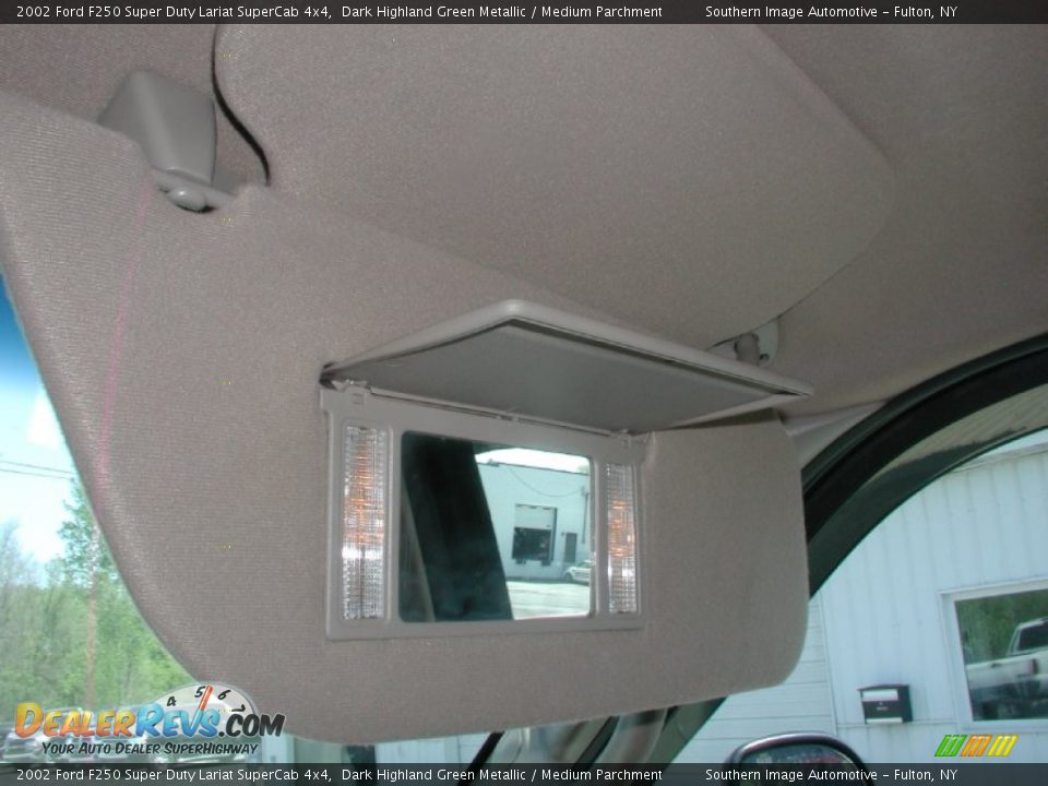 2002 Ford F250 Super Duty Lariat SuperCab 4x4 Dark Highland Green Metallic / Medium Parchment Photo #28