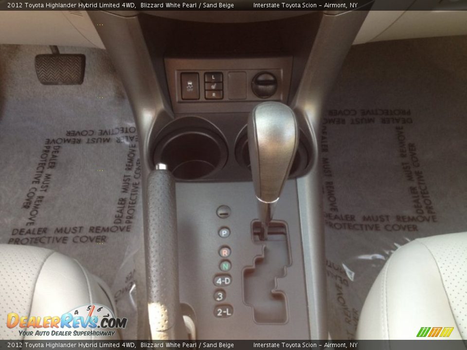 2012 Toyota Highlander Hybrid Limited 4WD Blizzard White Pearl / Sand Beige Photo #25