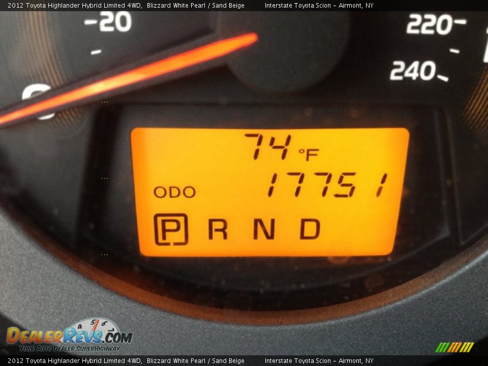 2012 Toyota Highlander Hybrid Limited 4WD Blizzard White Pearl / Sand Beige Photo #28