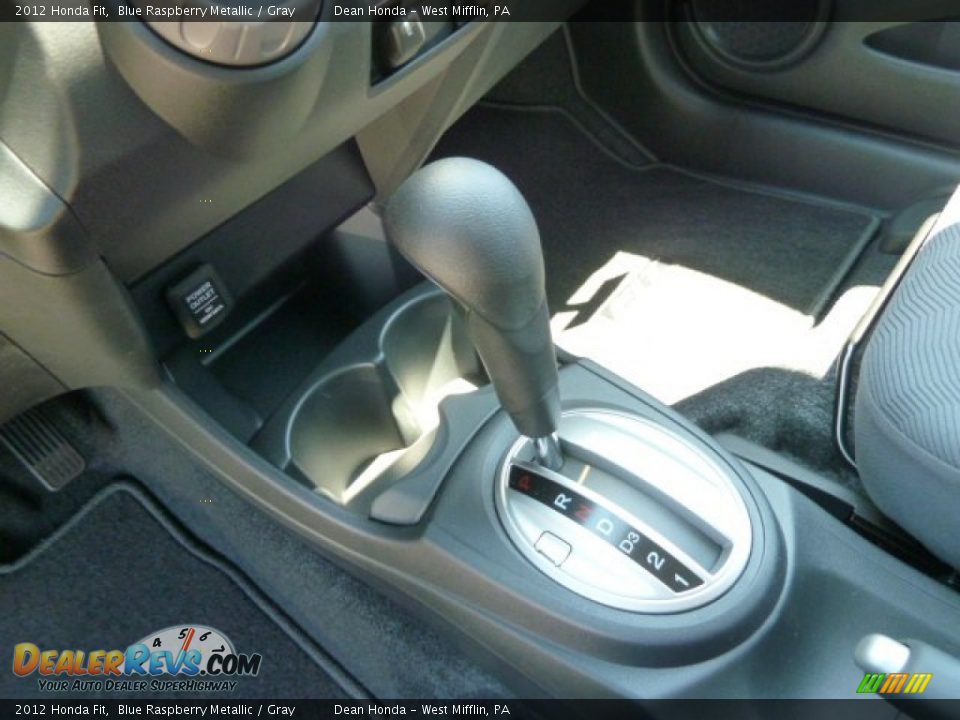 2012 Honda Fit  Shifter Photo #16