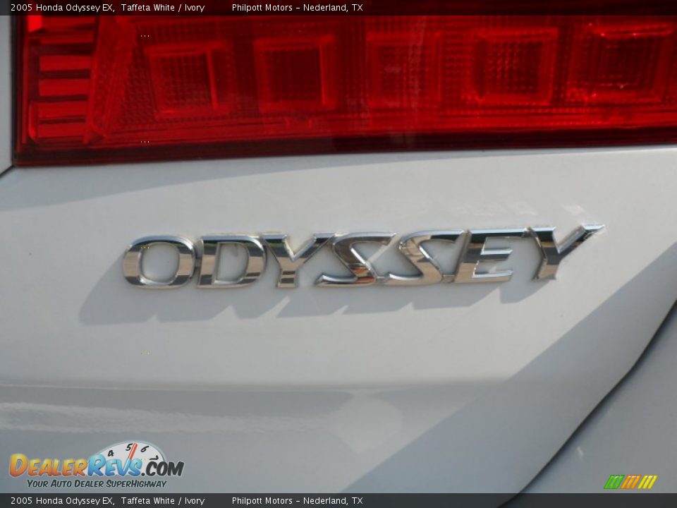 2005 Honda Odyssey EX Taffeta White / Ivory Photo #18