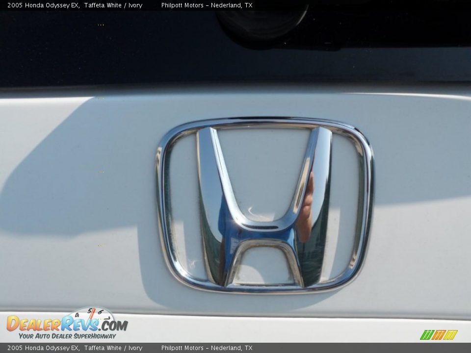 2005 Honda Odyssey EX Taffeta White / Ivory Photo #19
