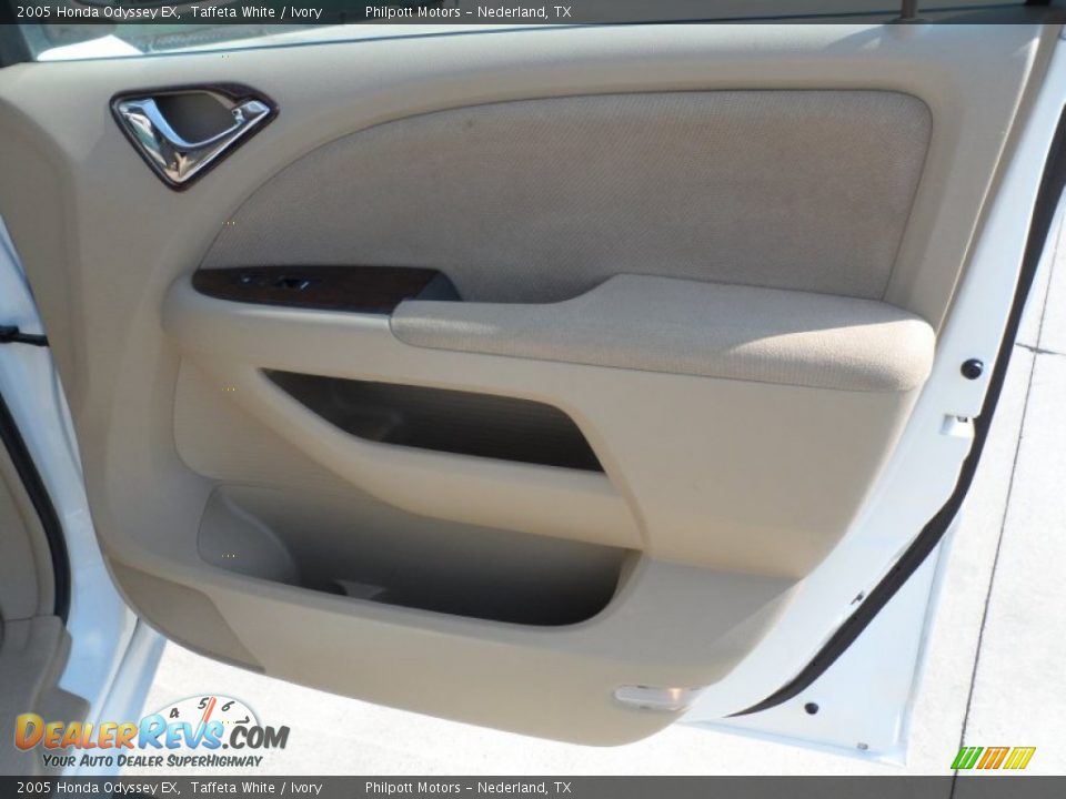 2005 Honda Odyssey EX Taffeta White / Ivory Photo #22