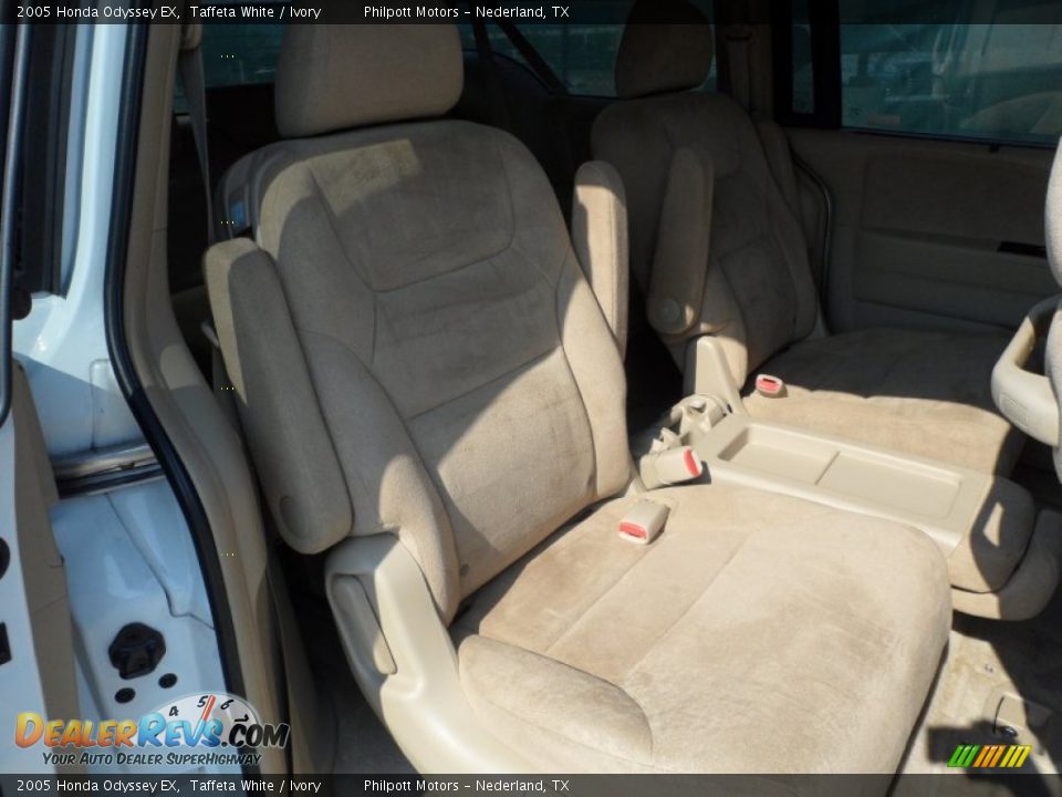 2005 Honda Odyssey EX Taffeta White / Ivory Photo #25