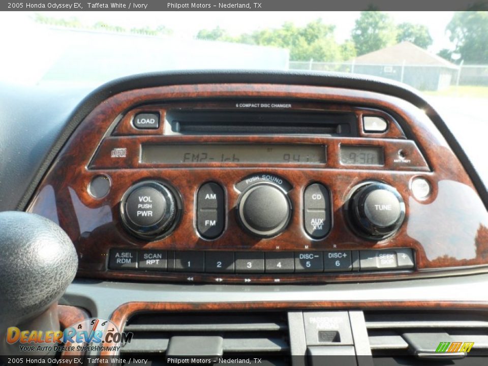 2005 Honda Odyssey EX Taffeta White / Ivory Photo #34