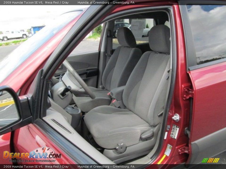 2009 Hyundai Tucson SE V6 Mesa Red / Gray Photo #12