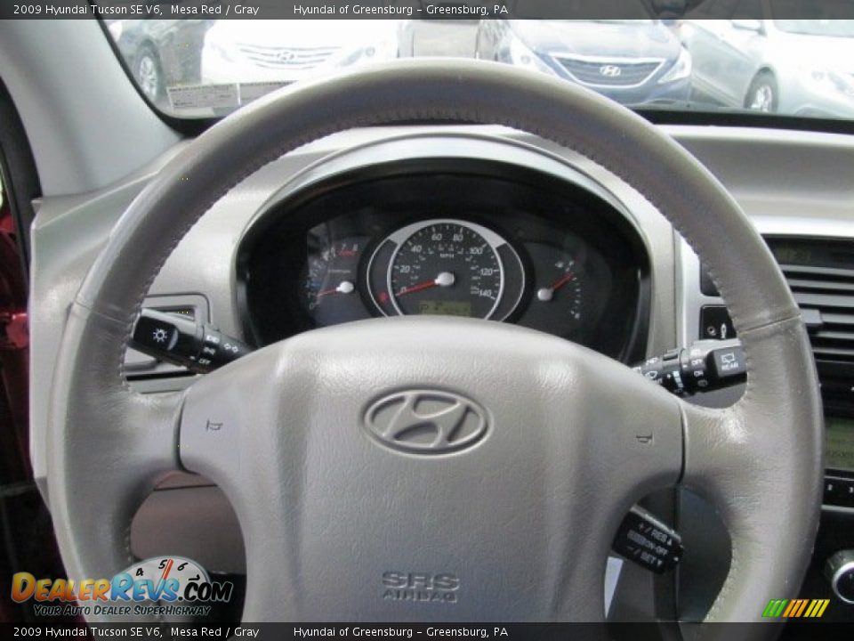 2009 Hyundai Tucson SE V6 Mesa Red / Gray Photo #18