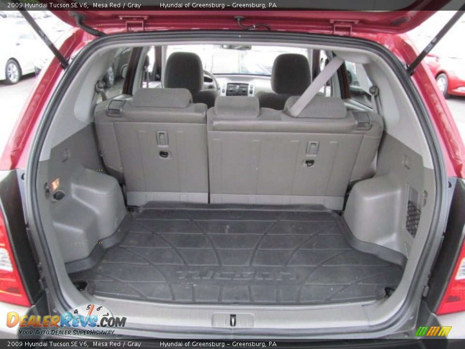 2009 Hyundai Tucson SE V6 Mesa Red / Gray Photo #19