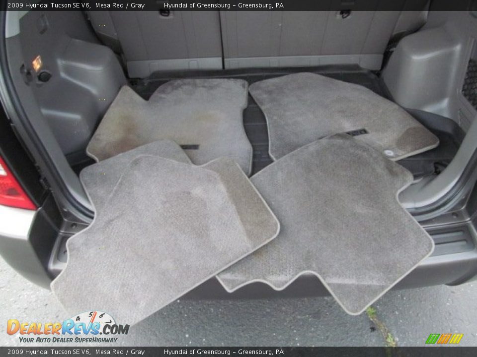 2009 Hyundai Tucson SE V6 Mesa Red / Gray Photo #20