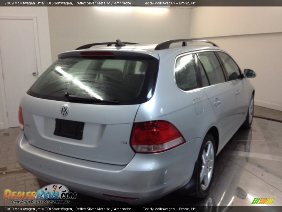 2009 Volkswagen Jetta TDI SportWagen Reflex Silver Metallic / Anthracite Photo #5