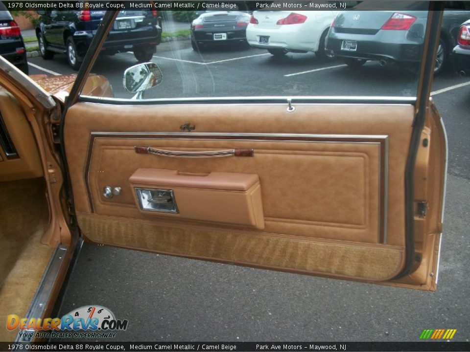 Door Panel of 1978 Oldsmobile Delta 88 Royale Coupe Photo #13