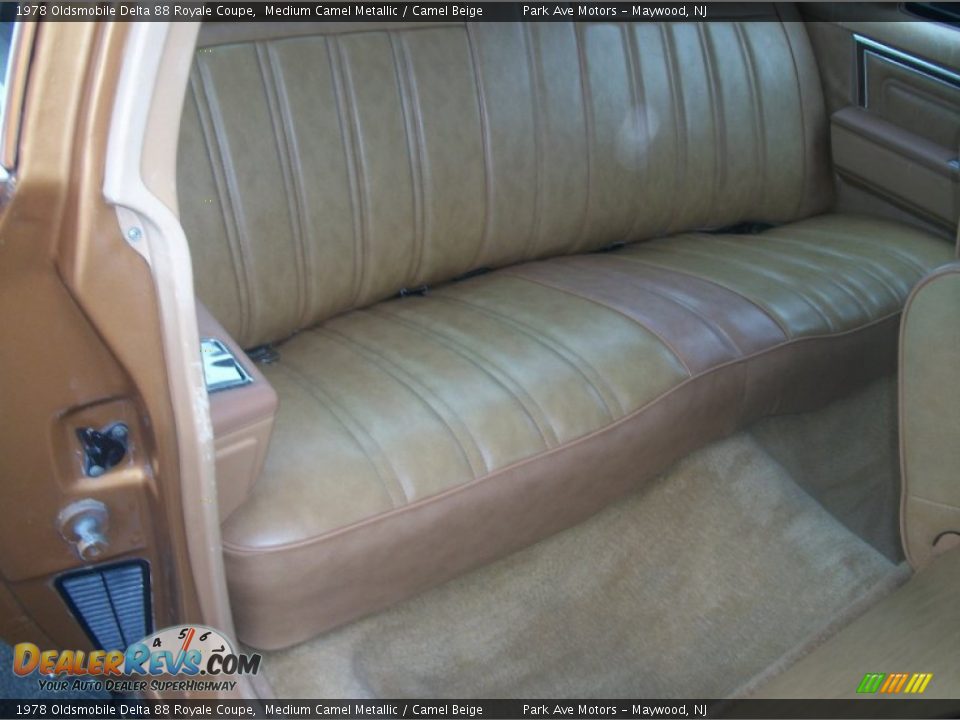 Camel Beige Interior - 1978 Oldsmobile Delta 88 Royale Coupe Photo #15